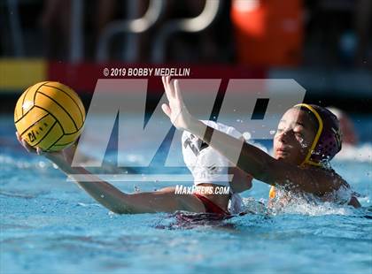 Thumbnail 2 in Kerman @ Sierra photogallery.