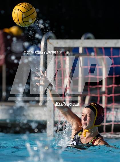 Thumbnail 3 in Kerman @ Sierra photogallery.