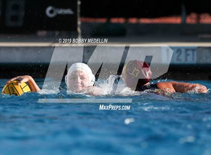 Thumbnail 1 in Kerman @ Sierra photogallery.