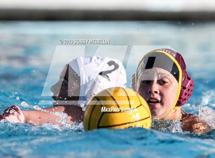 Thumbnail 1 in Kerman @ Sierra photogallery.