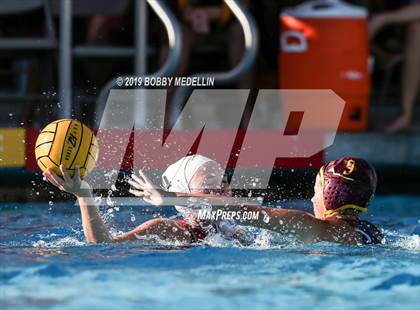 Thumbnail 1 in Kerman @ Sierra photogallery.