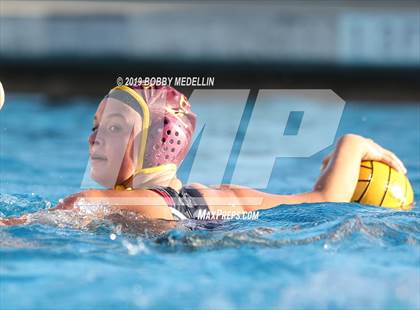 Thumbnail 1 in Kerman @ Sierra photogallery.