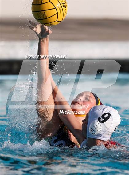 Thumbnail 2 in Kerman @ Sierra photogallery.