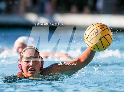 Thumbnail 3 in Kerman @ Sierra photogallery.