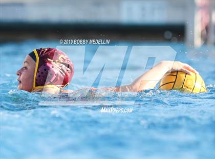 Thumbnail 1 in Kerman @ Sierra photogallery.