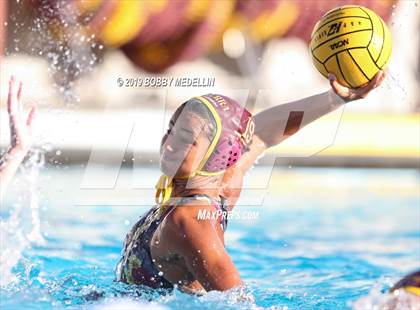 Thumbnail 3 in Kerman @ Sierra photogallery.