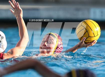 Thumbnail 3 in Kerman @ Sierra photogallery.