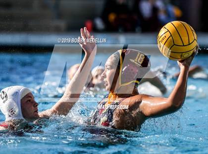 Thumbnail 3 in Kerman @ Sierra photogallery.