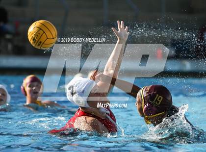 Thumbnail 1 in Kerman @ Sierra photogallery.