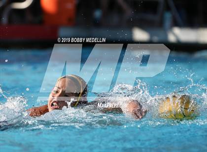 Thumbnail 3 in Kerman @ Sierra photogallery.