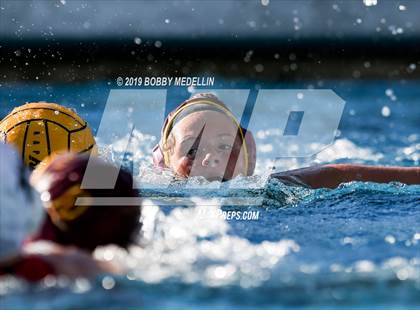 Thumbnail 3 in Kerman @ Sierra photogallery.