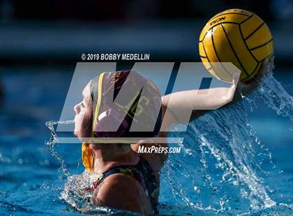 Thumbnail 3 in Kerman @ Sierra photogallery.