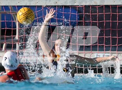 Thumbnail 2 in Kerman @ Sierra photogallery.