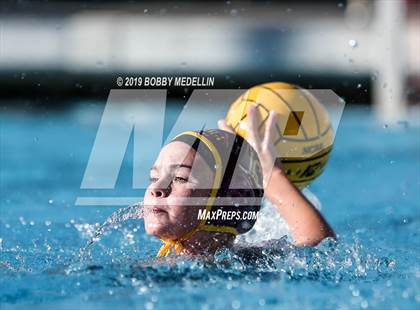 Thumbnail 3 in Kerman @ Sierra photogallery.