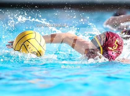 Thumbnail 1 in Kerman @ Sierra photogallery.