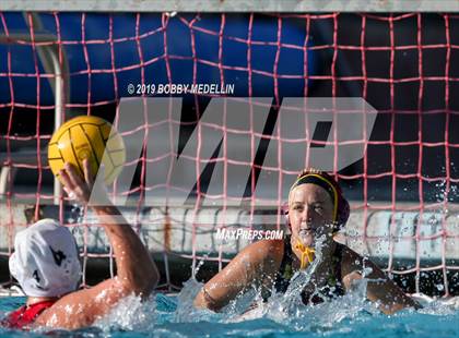 Thumbnail 1 in Kerman @ Sierra photogallery.