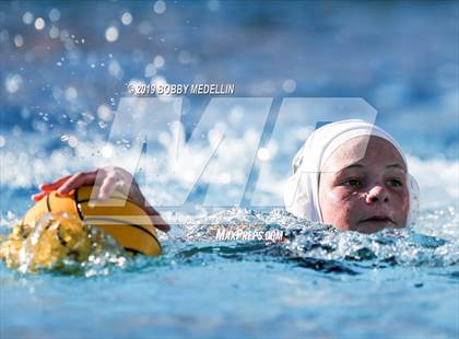 Thumbnail 1 in Kerman @ Sierra photogallery.