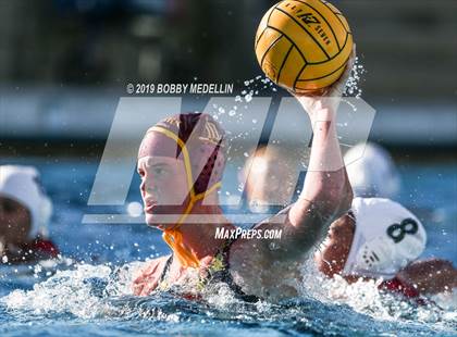 Thumbnail 1 in Kerman @ Sierra photogallery.