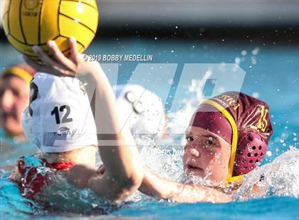 Thumbnail 2 in Kerman @ Sierra photogallery.