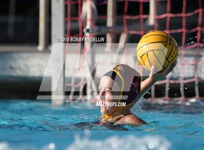 Thumbnail 2 in Kerman @ Sierra photogallery.