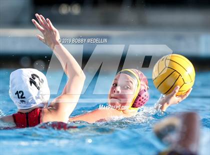 Thumbnail 2 in Kerman @ Sierra photogallery.