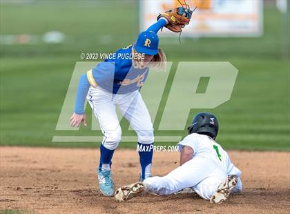Thumbnail 3 in Rochester @ Tumwater photogallery.
