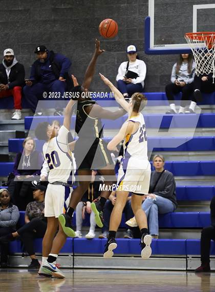 Thumbnail 1 in Auburn @ Tahoma photogallery.