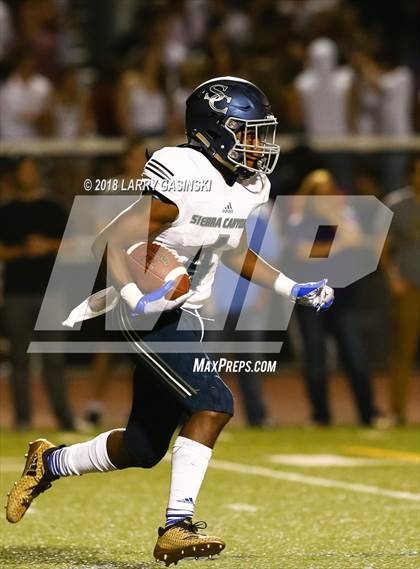 Thumbnail 3 in Sierra Canyon @ Valencia photogallery.