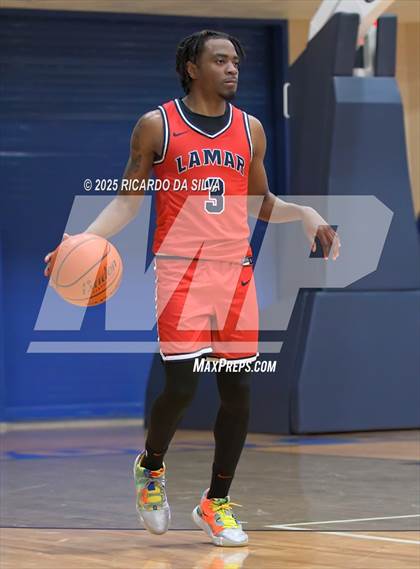 Thumbnail 3 in Seven Lakes vs. Lamar (UIL 6A D1 Basketball Area) photogallery.