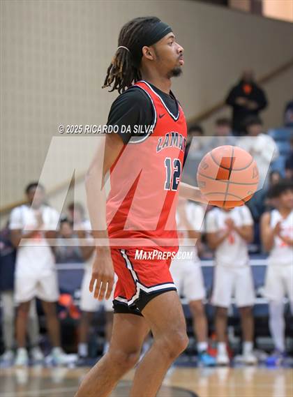 Thumbnail 2 in Seven Lakes vs. Lamar (UIL 6A D1 Basketball Area) photogallery.