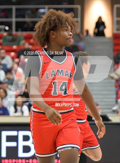 Thumbnail 3 in Seven Lakes vs. Lamar (UIL 6A D1 Basketball Area) photogallery.