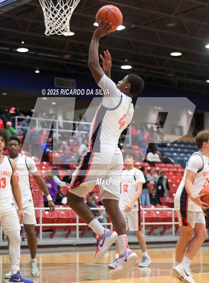Thumbnail 2 in Seven Lakes vs. Lamar (UIL 6A D1 Basketball Area) photogallery.