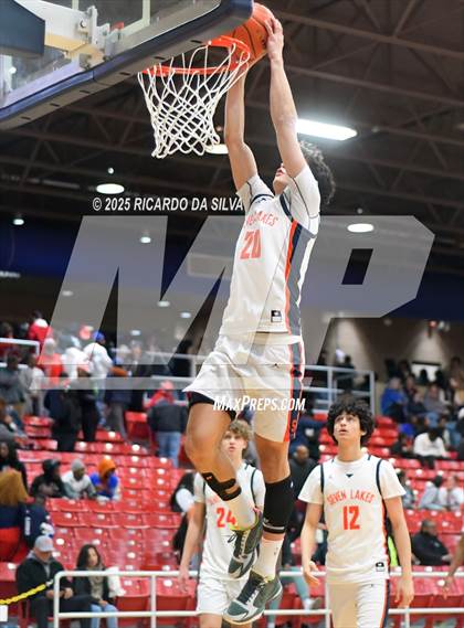 Thumbnail 2 in Seven Lakes vs. Lamar (UIL 6A D1 Basketball Area) photogallery.