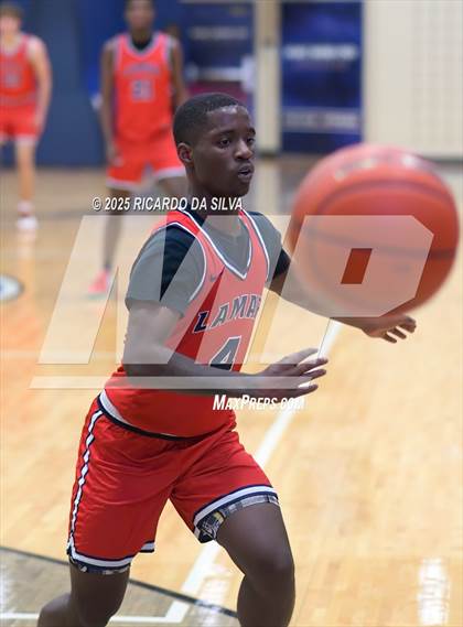 Thumbnail 1 in Seven Lakes vs. Lamar (UIL 6A D1 Basketball Area) photogallery.
