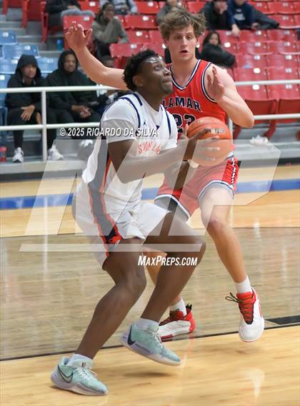 Thumbnail 1 in Seven Lakes vs. Lamar (UIL 6A D1 Basketball Area) photogallery.