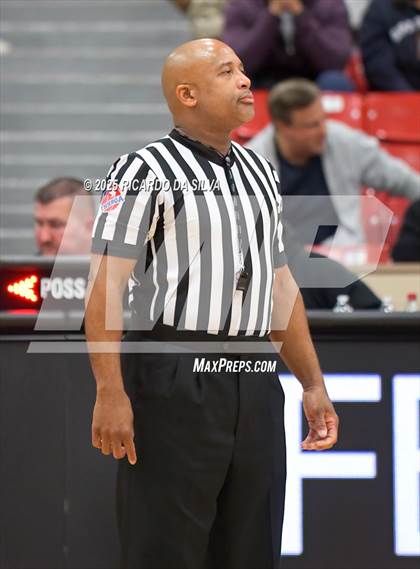 Thumbnail 2 in Seven Lakes vs. Lamar (UIL 6A D1 Basketball Area) photogallery.