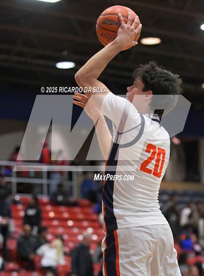Thumbnail 1 in Seven Lakes vs. Lamar (UIL 6A D1 Basketball Area) photogallery.