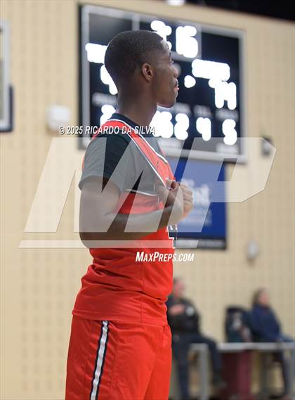 Thumbnail 3 in Seven Lakes vs. Lamar (UIL 6A D1 Basketball Area) photogallery.