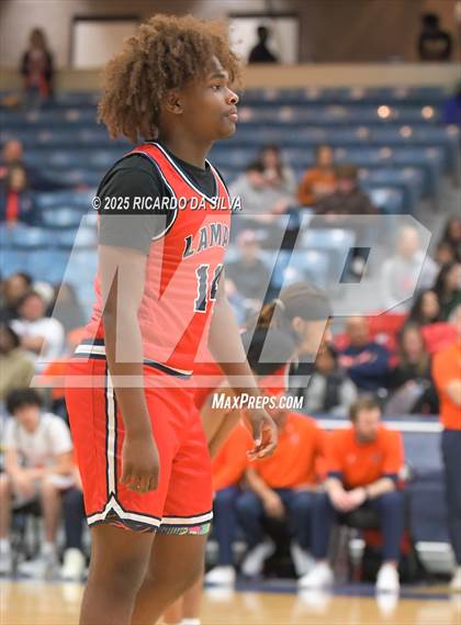 Thumbnail 1 in Seven Lakes vs. Lamar (UIL 6A D1 Basketball Area) photogallery.