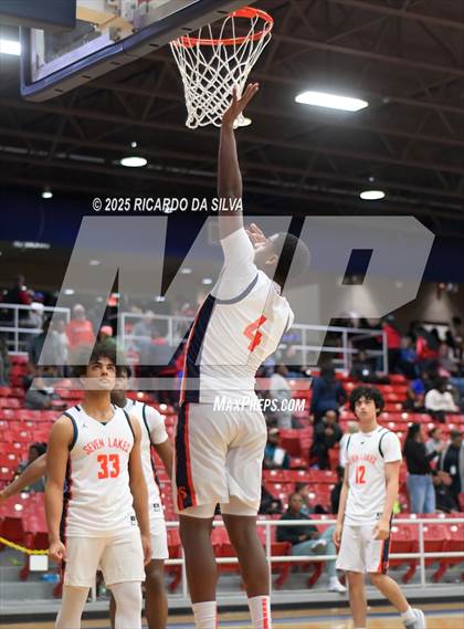 Thumbnail 3 in Seven Lakes vs. Lamar (UIL 6A D1 Basketball Area) photogallery.