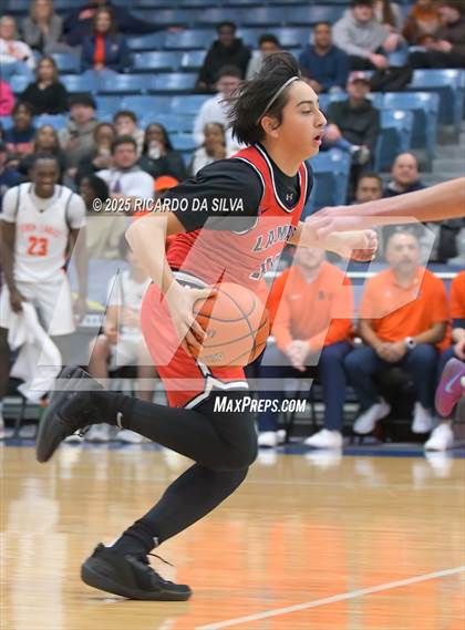 Thumbnail 3 in Seven Lakes vs. Lamar (UIL 6A D1 Basketball Area) photogallery.