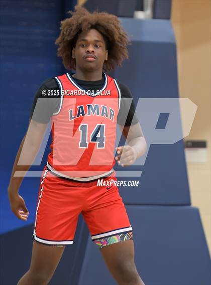 Thumbnail 3 in Seven Lakes vs. Lamar (UIL 6A D1 Basketball Area) photogallery.