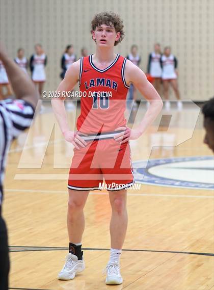 Thumbnail 1 in Seven Lakes vs. Lamar (UIL 6A D1 Basketball Area) photogallery.