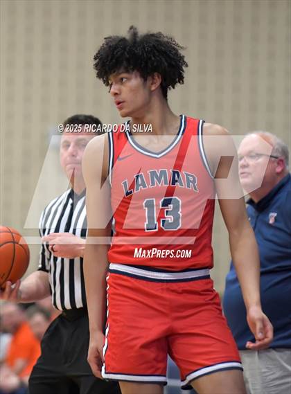 Thumbnail 2 in Seven Lakes vs. Lamar (UIL 6A D1 Basketball Area) photogallery.