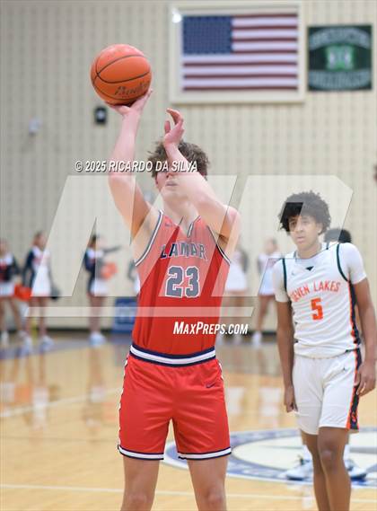 Thumbnail 1 in Seven Lakes vs. Lamar (UIL 6A D1 Basketball Area) photogallery.