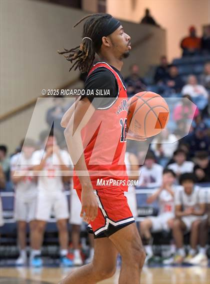 Thumbnail 3 in Seven Lakes vs. Lamar (UIL 6A D1 Basketball Area) photogallery.