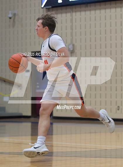 Thumbnail 1 in Seven Lakes vs. Lamar (UIL 6A D1 Basketball Area) photogallery.