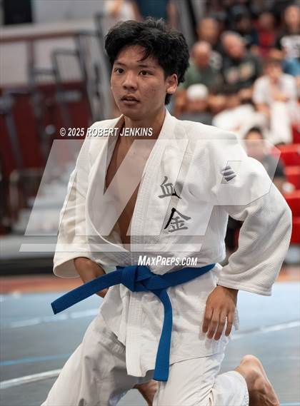 Thumbnail 1 in Eastern Division Tournament @ Kalani photogallery.