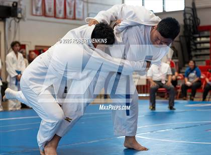 Thumbnail 1 in Eastern Division Tournament @ Kalani photogallery.