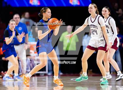 Thumbnail 2 in Lincoln North Star vs. Westview (NSAA Class A Quarterfinal) photogallery.